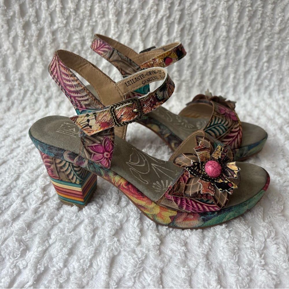 L'ATISTE Leilanie Vibrant Floral Sandals